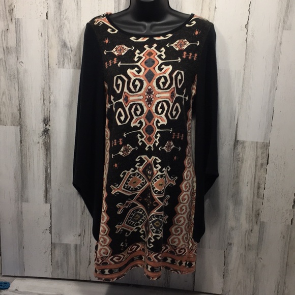 Argen Dresses & Skirts - Tunic Dress-Argen Stylish 33” long off shoulder